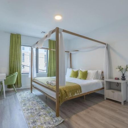 2 Bedroom 2 Bath Suite, Near American Dream And The Airport, Free Parking, King Bed And 2 Queen Beds, Washer And Dryer Orange Luaran gambar