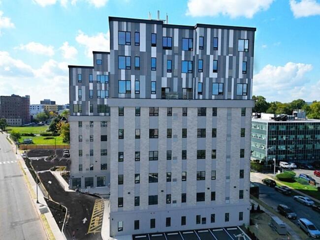 2 Bedroom 2 Bath Suite, Near American Dream And The Airport, Free Parking, King Bed And 2 Queen Beds, Washer And Dryer Orange Luaran gambar